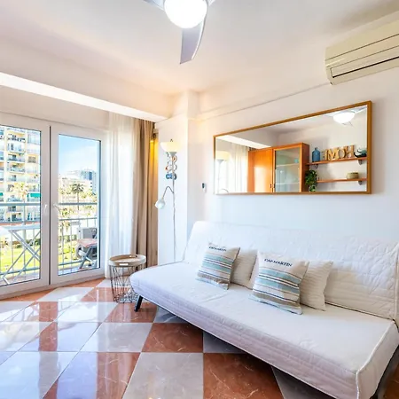 Sunny Seaside Apartment Benalmadena